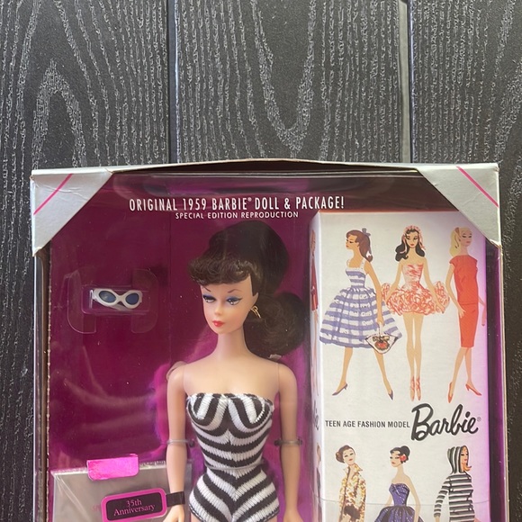 - - - Vintage NRFB ~ 35th Anniversary- 1959 Reproduction - Picture 2 of 14